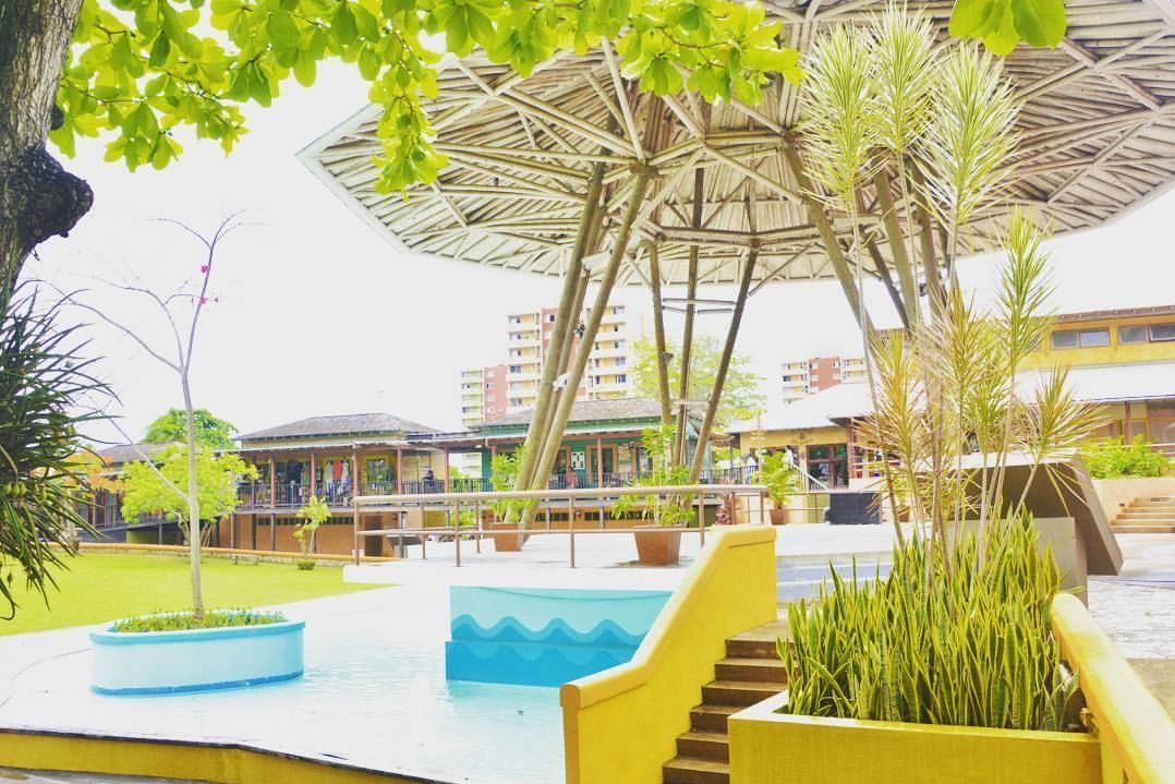 Island Village Jamaica Shopping Centre Luxury Shopping island-village-jamaica-shopping-centre-luxury-shopping